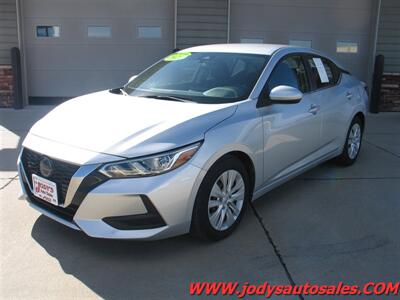 2021 Nissan Sentra S S, FWD, 39 MPG, LOW LOW 20,000 MILES - Photo 26 - North Platte, NE 69101