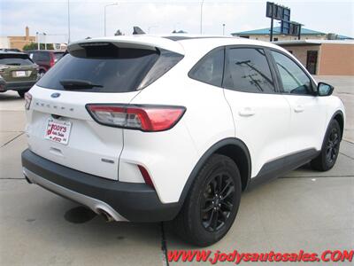 2020 Ford Escape Hybrid SE Sport, AWD, HYBRID, 40 MPG - Photo 33 - North Platte, NE 69101