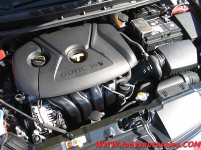 2014 Hyundai ELANTRA SE   - Photo 31 - North Platte, NE 69101