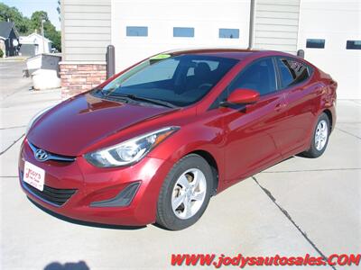 2014 Hyundai ELANTRA SE   - Photo 24 - North Platte, NE 69101