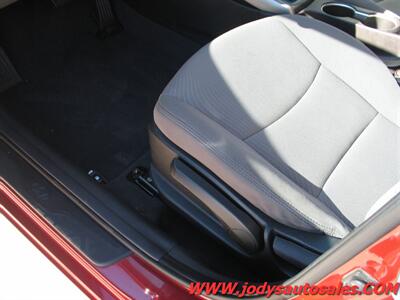 2014 Hyundai ELANTRA SE   - Photo 4 - North Platte, NE 69101