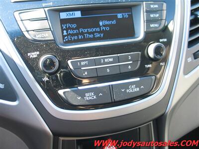 2014 Hyundai ELANTRA SE   - Photo 16 - North Platte, NE 69101