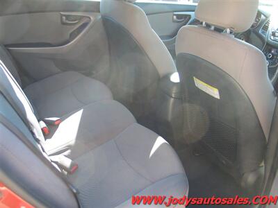 2014 Hyundai ELANTRA SE   - Photo 21 - North Platte, NE 69101