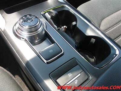2020 Ford Fusion Hybrid SE, GAS/HYBRID, 40 MPG - Photo 24 - North Platte, NE 69101