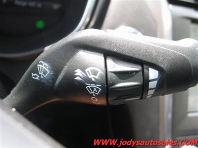 2020 Ford Fusion Hybrid SE, GAS/HYBRID, 40 MPG - Photo 11 - North Platte, NE 69101