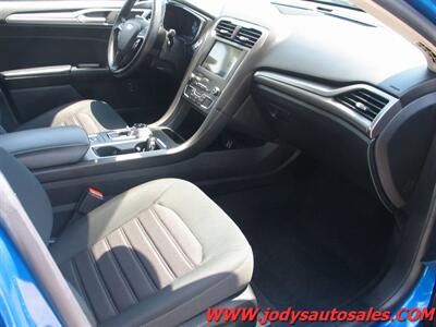 2020 Ford Fusion Hybrid SE, GAS/HYBRID, 40 MPG - Photo 25 - North Platte, NE 69101