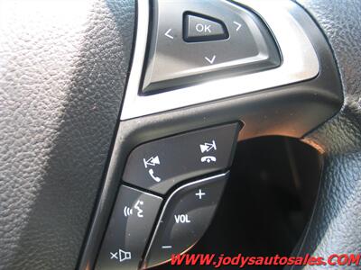 2020 Ford Fusion Hybrid SE, GAS/HYBRID, 40 MPG - Photo 14 - North Platte, NE 69101