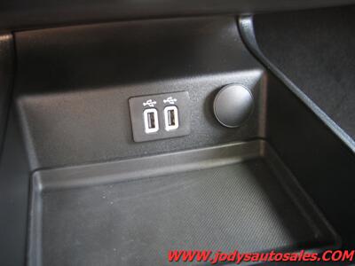 2020 Ford Fusion Hybrid SE, GAS/HYBRID, 40 MPG - Photo 23 - North Platte, NE 69101