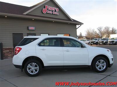 2016 Chevrolet Equinox LS  LS, AWD, LOW, LOW 58,000 MILES - Photo 31 - North Platte, NE 69101