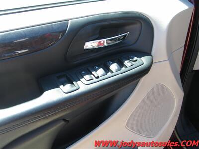 2018 Dodge Grand Caravan SE SE, FWD,, 3.6 L V-6, LOW, 48,000 MIL - Photo 3 - North Platte, NE 69101