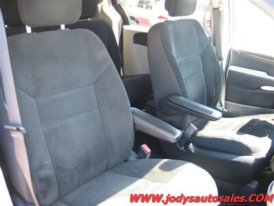 2018 Dodge Grand Caravan SE SE, FWD,, 3.6 L V-6, LOW, 48,000 MIL - Photo 19 - North Platte, NE 69101