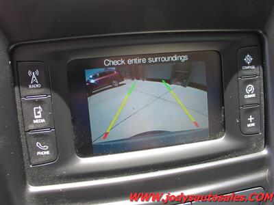 2016 Chrysler 200 Limited Limited, FWD, BLUETOOTH - Photo 13 - North Platte, NE 69101
