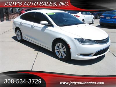 2016 Chrysler 200 Limited Limited, FWD, BLUETOOTH - Photo 1 - North Platte, NE 69101