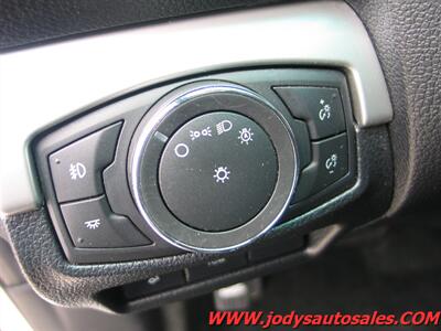 2016 Ford Explorer XLT, HEATED LEATHER, 3RD SEAT, XM RADIO - Photo 6 - North Platte, NE 69101