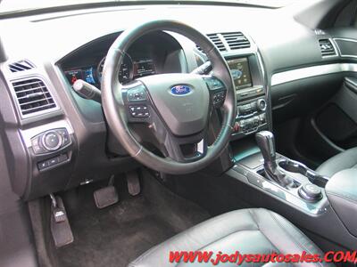 2016 Ford Explorer XLT, HEATED LEATHER, 3RD SEAT, XM RADIO - Photo 2 - North Platte, NE 69101