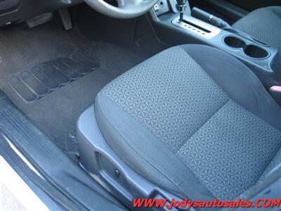 2008 Pontiac G6  Base, FWD, LOW 86,000 MILES - Photo 4 - North Platte, NE 69101