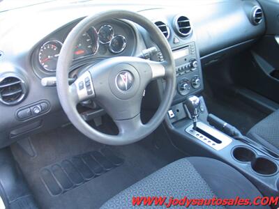 2008 Pontiac G6  Base, FWD, LOW 86,000 MILES - Photo 2 - North Platte, NE 69101