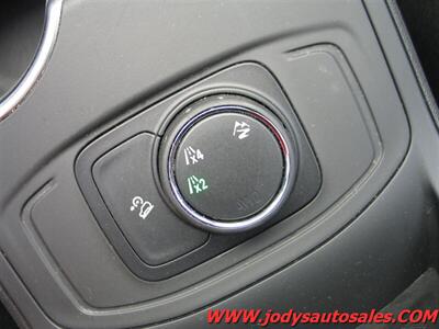 2019 GMC Terrain SLE SLE, 4WD, 1.5L Turbo I4 - Photo 21 - North Platte, NE 69101