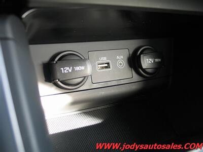 2016 Hyundai SONATA Hybrid SE  SE, HYBRID, LOW, LOW 19,000 MILES, 43 MPG - Photo 20 - North Platte, NE 69101