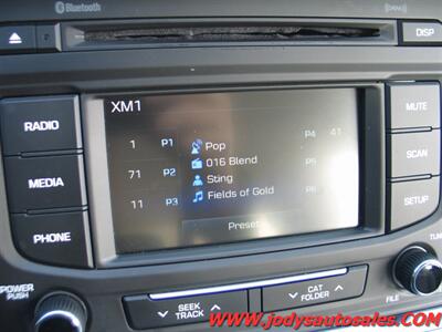 2016 Hyundai SONATA Hybrid SE  SE, HYBRID, LOW, LOW 19,000 MILES, 43 MPG - Photo 15 - North Platte, NE 69101