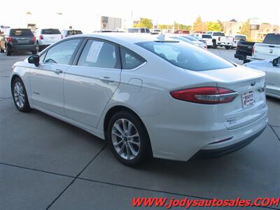 2019 Ford Fusion Hybrid SE, Co-Pilot 360 Ass  SE, Co-Pilot 360 Ass, 2.0L Hybrid I4 18 - Photo 30 - North Platte, NE 69101