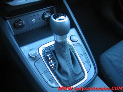 2023 Hyundai KONA SEL SEL, AWD, BLUETOOTH, 32,000 MILES - Photo 21 - North Platte, NE 69101