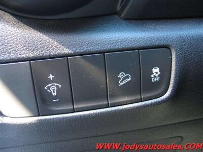 2023 Hyundai KONA SEL  SEL, AWD, BLUETOOTH, 32,000 MILES - Photo 9 - North Platte, NE 69101