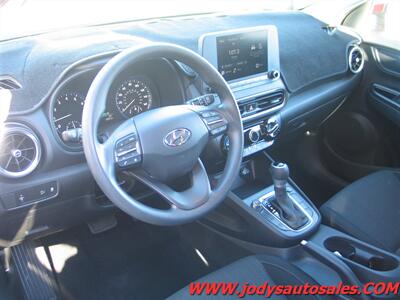 2023 Hyundai KONA SEL  SEL, AWD, BLUETOOTH, 32,000 MILES - Photo 2 - North Platte, NE 69101
