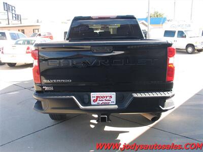 2022 Chevrolet Silverado 2500 Work Truck W/T, CREW CAB, 4X4, 6.6L V8 - Photo 27 - North Platte, NE 69101