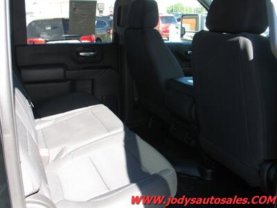 2022 Chevrolet Silverado 2500 Work Truck W/T, CREW CAB, 4X4, 6.6L V8 - Photo 20 - North Platte, NE 69101