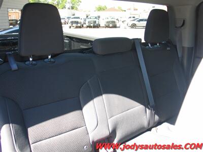 2022 Chevrolet Silverado 2500 Work Truck W/T, CREW CAB, 4X4, 6.6L V8 - Photo 21 - North Platte, NE 69101