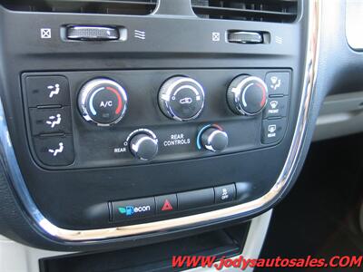 2014 Dodge Grand Caravan SE SE, STOW & GO, 3.6 L V-6, LOW 22,000 MILES - Photo 14 - North Platte, NE 69101