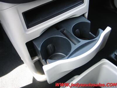 2014 Dodge Grand Caravan SE SE, STOW & GO, 3.6 L V-6, LOW 22,000 MILES - Photo 16 - North Platte, NE 69101