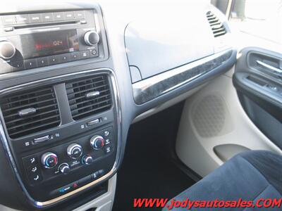 2014 Dodge Grand Caravan SE SE, STOW & GO, 3.6 L V-6, LOW 22,000 MILES - Photo 18 - North Platte, NE 69101