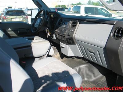 2016 Ford F-250 XL, 4WD, REG. CAB. LONG BOX, 6.2L V-8 LOW 14,000 MILES - Photo 21 - North Platte, NE 69101