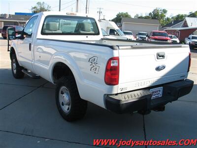 2016 Ford F-250 XL, 4WD, REG. CAB. LONG BOX, 6.2L V-8 LOW 14,000 MILES - Photo 26 - North Platte, NE 69101