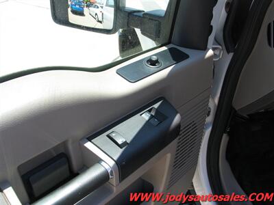 2008 Ford F-250 XL, MAINT UTILITY, Reg Cab, 4x4 - Photo 3 - North Platte, NE 69101