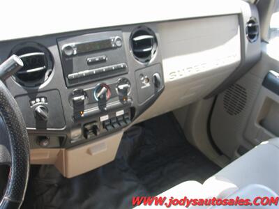 2008 Ford F-250 XL, MAINT UTILITY, Reg Cab, 4x4 - Photo 14 - North Platte, NE 69101