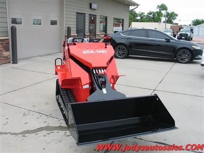 2025 AGROTK SDA-140 Mini Skid Steer 43.5in Wide Bucket - Photo 2 - North Platte, NE 69101