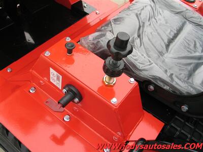 2025 AGROTK SDA-140 Mini Skid Steer 43.5in Wide Bucket - Photo 10 - North Platte, NE 69101