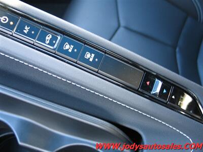 2022 Chevrolet Corvette Stingray  Stingray, Renewable Top, Low 17,000 Miles - Photo 23 - North Platte, NE 69101