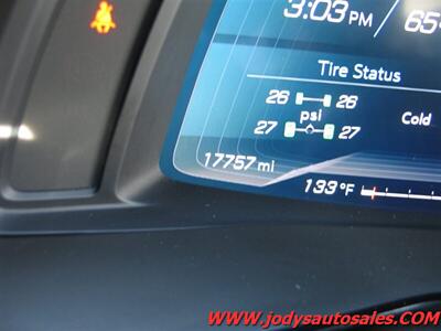 2022 Chevrolet Corvette Stingray  Stingray, Renewable Top, Low 17,000 Miles - Photo 11 - North Platte, NE 69101