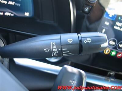 2022 Chevrolet Corvette Stingray  Stingray, Renewable Top, Low 17,000 Miles - Photo 10 - North Platte, NE 69101