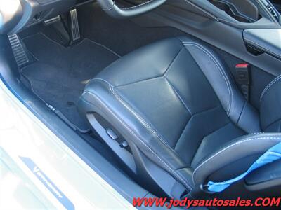 2022 Chevrolet Corvette Stingray  Stingray, Renewable Top, Low 17,000 Miles - Photo 4 - North Platte, NE 69101