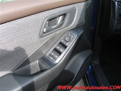 2023 Nissan Rogue S, 4DR, AWD, XM RADIO  S, 4DR, AWD, XM RADIO - Photo 3 - North Platte, NE 69101