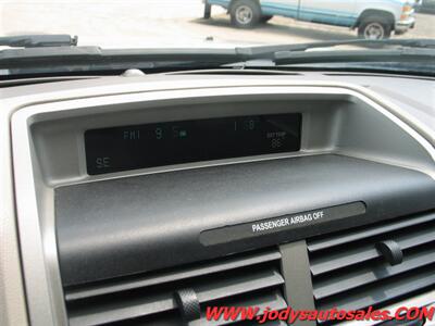 2012 Ford Escape XLT, 4x4, - Photo 17 - North Platte, NE 69101