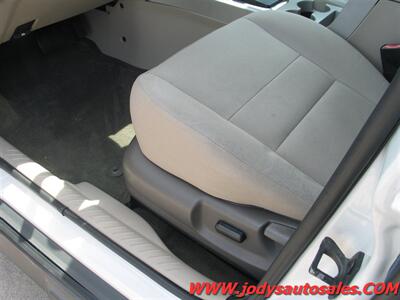 2012 Ford Escape XLT, 4x4, - Photo 4 - North Platte, NE 69101
