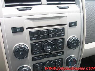 2012 Ford Escape XLT, 4x4, - Photo 18 - North Platte, NE 69101