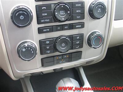 2012 Ford Escape XLT, 4x4, - Photo 19 - North Platte, NE 69101