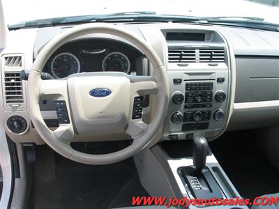 2012 Ford Escape XLT, 4x4, - Photo 6 - North Platte, NE 69101